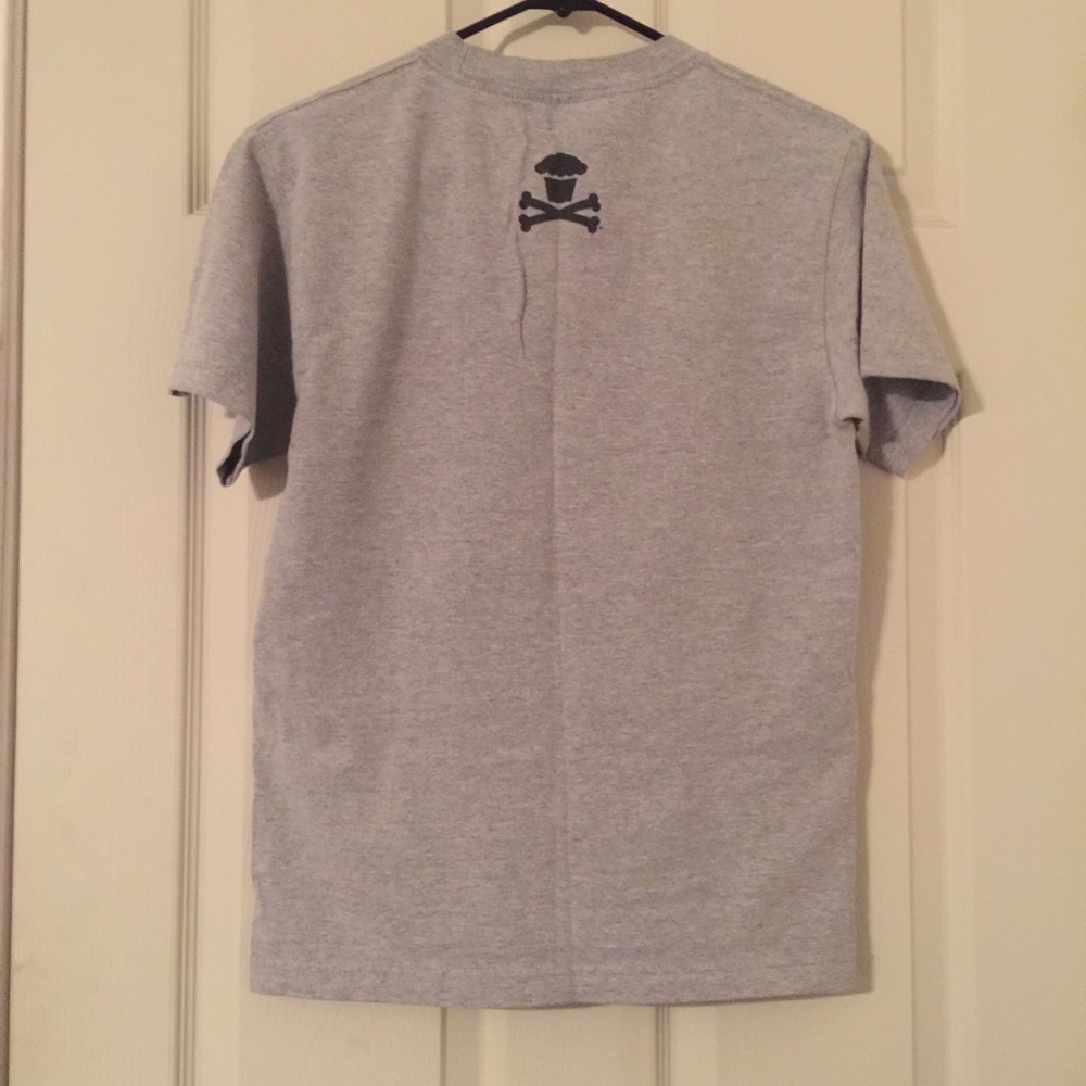 🖤FINAL PRICE🖤 Random Tee Shirts - Picture 4 of 6